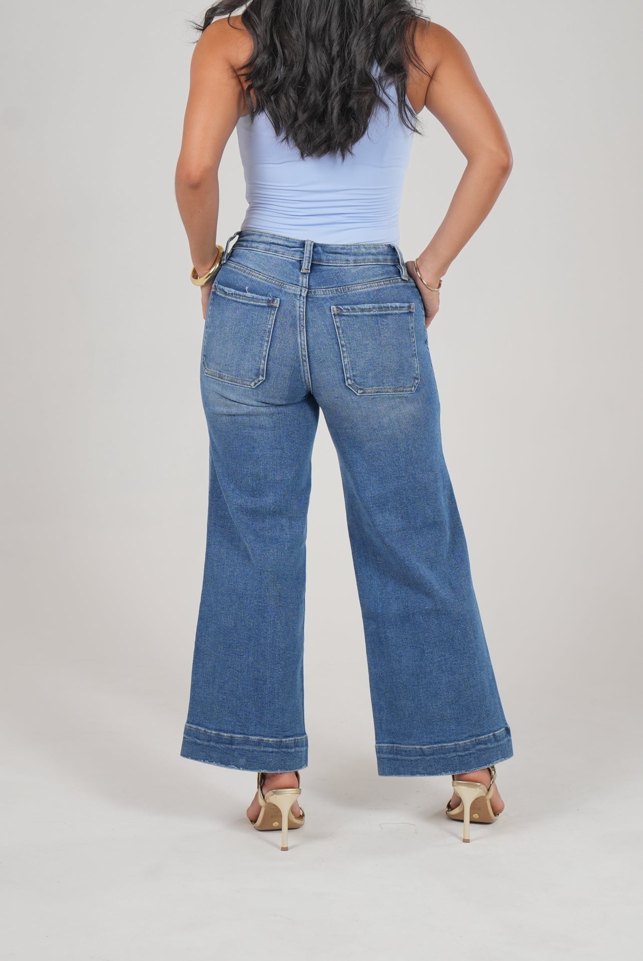 Dark Denim Cutt-Off With Pocket Jeans