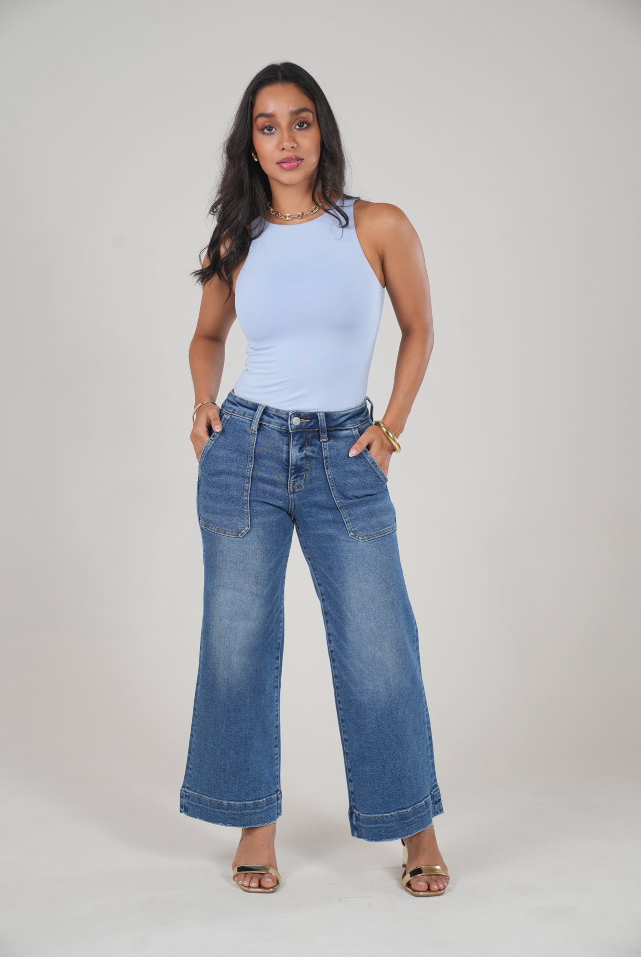 Dark Denim Cutt-Off With Pocket Jeans