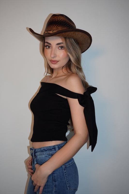 Black Knitted One Shoulder Top