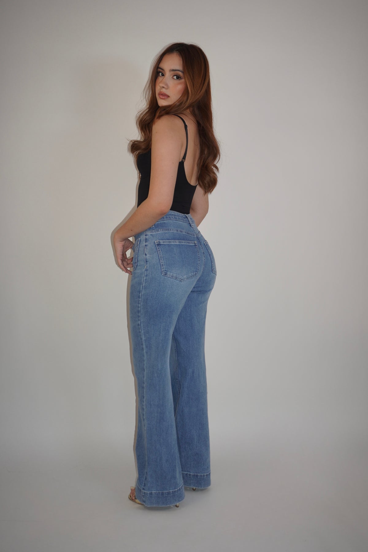 Light Blue Denim Flared Jeans With Pockets