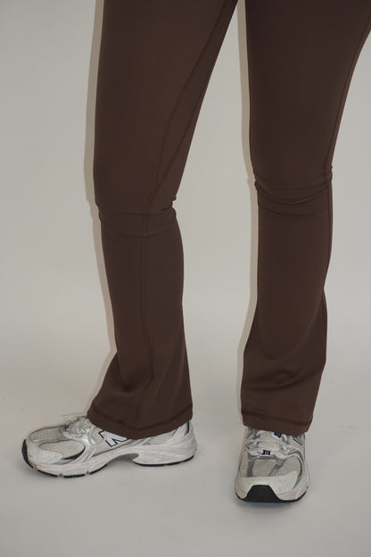 Lycra Flare Yoga Pants With Push Up